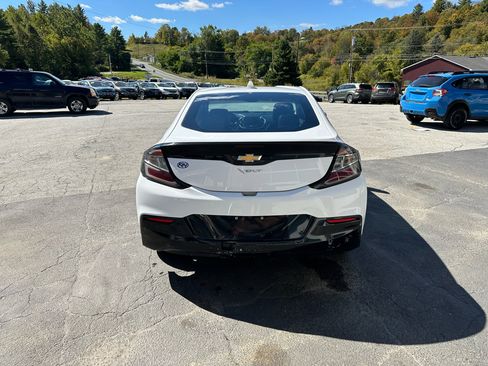 Used 2018 Chevrolet Volt LT w/ Comfort Package image 5