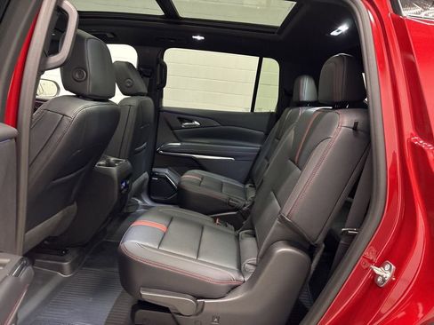 New 2026 Chevrolet Traverse RS w/ LPO, Floor Liner Package image 11