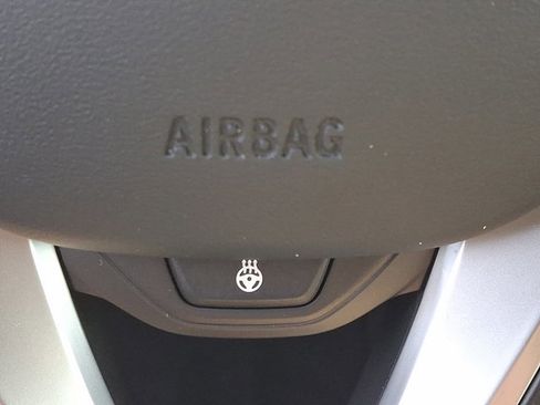 Certified 2023 BMW 330i xDrive Sedan w/ Driving Assistance Package image 26