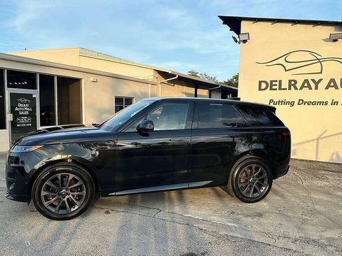 Used 2024 Land Rover Range Rover Sport Dynamic SE AWD/4WD image 6
