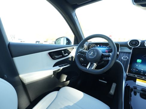 New 2026 Mercedes-Benz GLC 300 4MATIC image 19