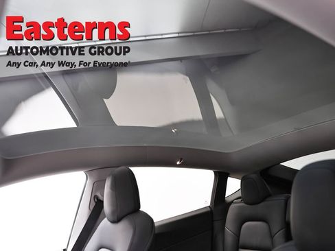 Used 2021 Tesla Model Y Long Range image 28