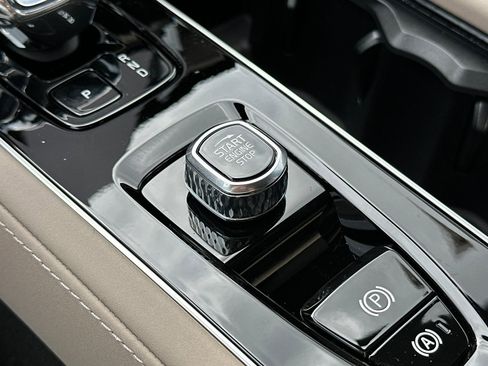 New 2026 Volvo XC90 T8 Ultra w/ Lounge Package AWD/4WD image 22