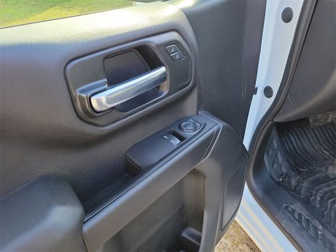 Used 2021 GMC Sierra 1500 2WD Regular Cab w/ Convenience Package image 10