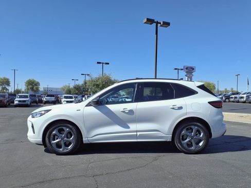 Certified 2023 Ford Escape ST-Line w/ Tech Pack #1 FWD image 3