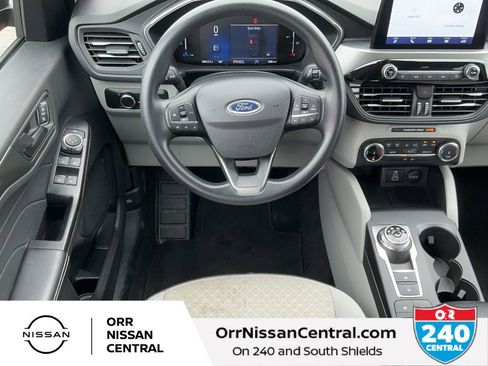 Used 2025 Ford Escape Active FWD image 14