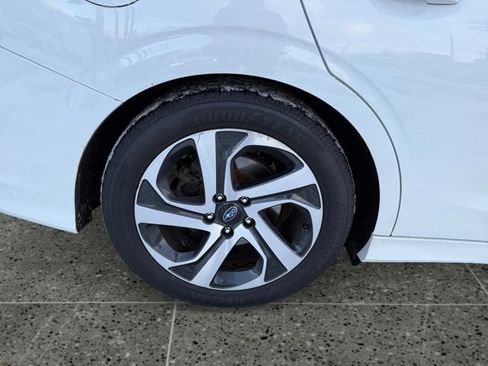 Used 2022 Subaru Legacy Limited image 10