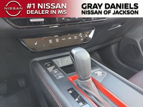 New 2026 Nissan Kicks SR w/ Cold Weather Package image 9