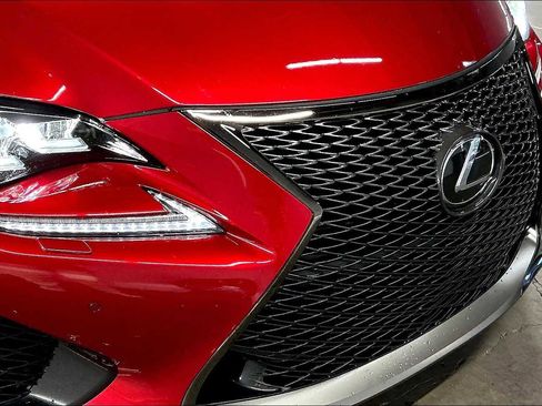 Used 2017 Lexus RC F image 32