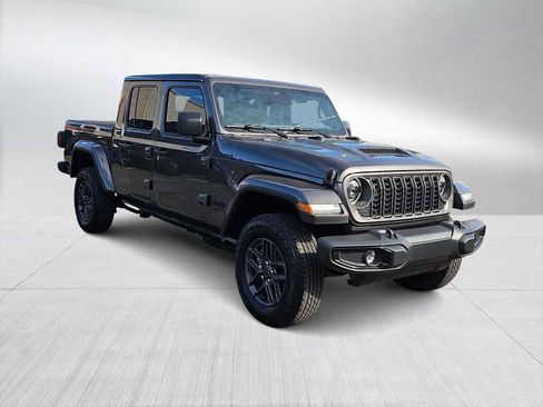 New 2026 Jeep Gladiator Sport image 2
