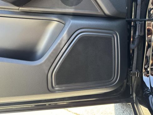 Used 2022 Porsche Macan image 22