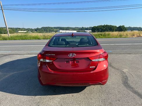 Used 2012 Hyundai Elantra Limited FWD image 9