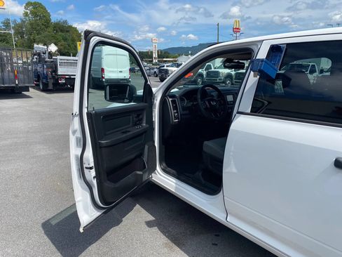 Used 2016 RAM 1500 Tradesman w/ Popular Equipment Group RWD image 7