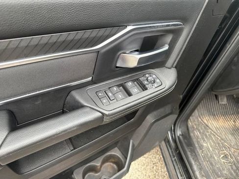 Used 2025 RAM 2500 Big Horn AWD/4WD image 16