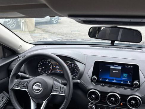 Used 2025 Nissan Sentra SV FWD image 29