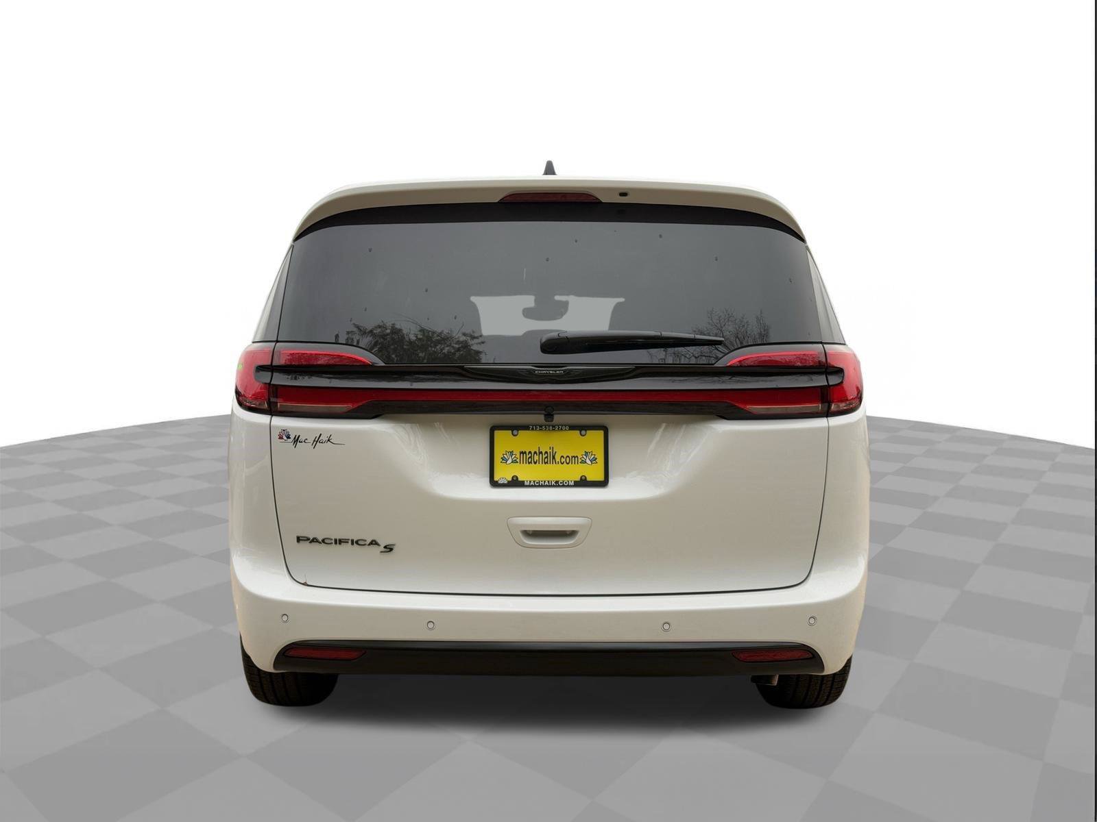 New 2026 Chrysler Pacifica Select w/ S Appearance Package FWD image 6