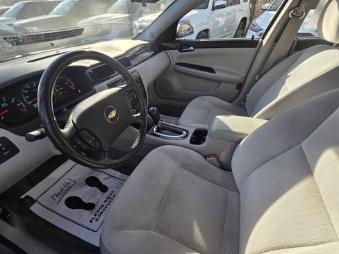 Used 2012 Chevrolet Impala LT w/ LT Sunroof Package image 15