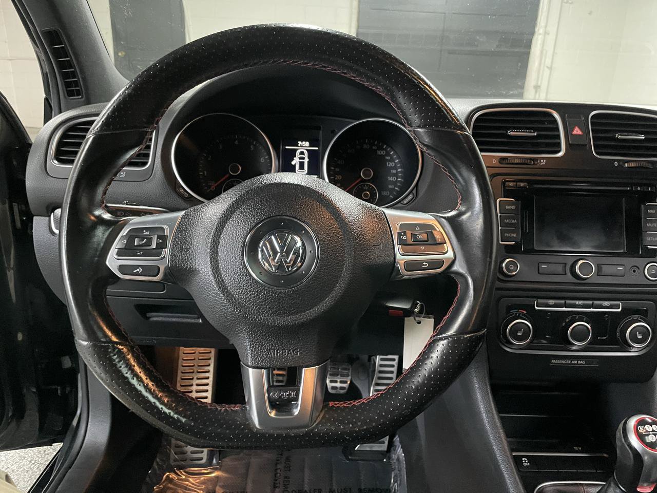 Used 2014 Volkswagen GTI Driver's Edition FWD image 17