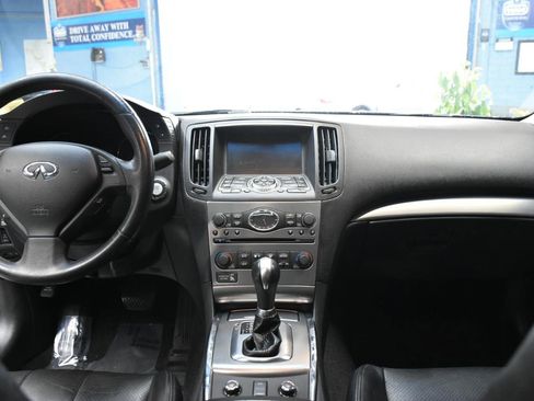 Used 2011 INFINITI G37 x Sedan w/ Premium Pkg AWD/4WD image 33