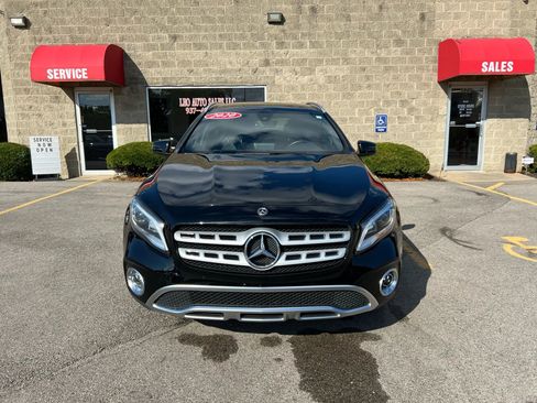 Used 2020 Mercedes-Benz GLA 250 GLA 250 4MATIC Sport Utility 4 w/ Premium Package image 2