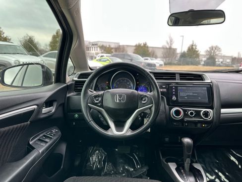 Used 2019 Honda Fit Sport image 25