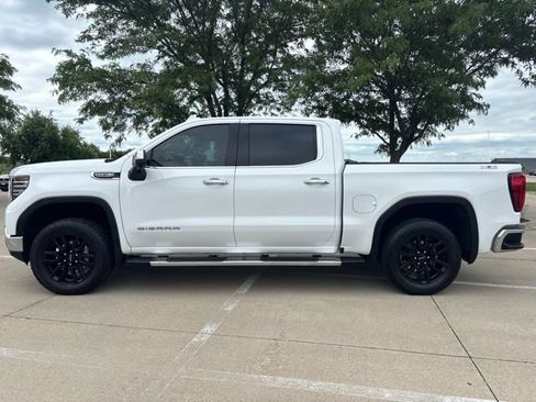 Used 2025 GMC Sierra 1500 SLT w/ SLT Premium Package AWD/4WD image 43