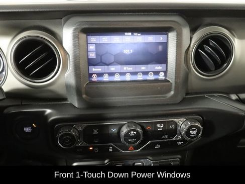 Used 2022 Jeep Wrangler Sport AWD/4WD image 17