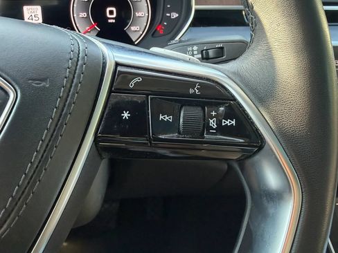 Used 2022 Audi A8 L 3.0T AWD/4WD image 21