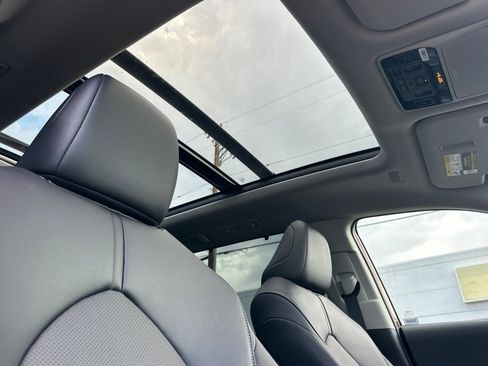 Certified 2026 Toyota Grand Highlander FWD image 18