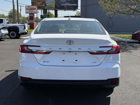Used 2025 Toyota Camry LE FWD image 22