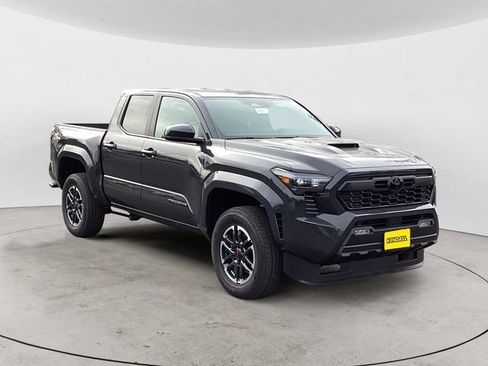 New 2026 Toyota Tacoma TRD Sport image 7