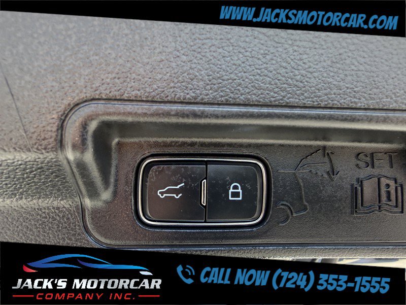 Used 2025 Ford Explorer Active w/ Active Comfort Package AWD/4WD image 24