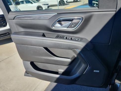 Used 2022 GMC Yukon SLT w/ SLT Luxury Package image 20