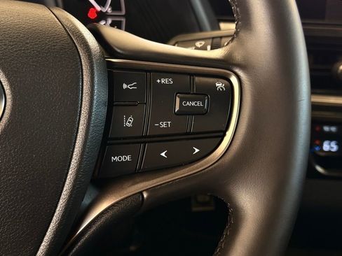 Certified 2024 Lexus UX 250h FWD image 25