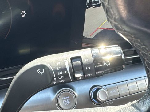 Used 2024 Hyundai Kona SEL FWD image 27