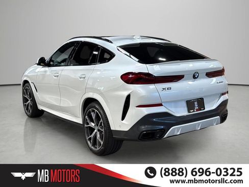 Used 2022 BMW X6 xDrive40i AWD/4WD image 3