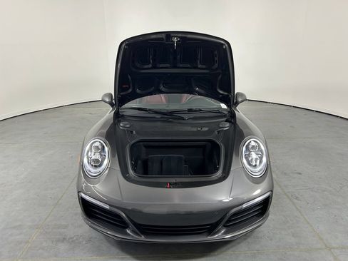 Used 2019 Porsche 911 Carrera RWD image 31