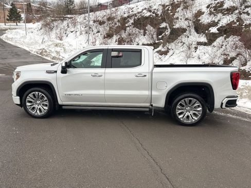 Used 2022 GMC Sierra 1500 Denali w/ Denali Premium Package image 18