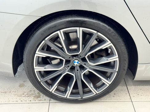 Used 2021 BMW 750i xDrive w/ Executive Package AWD/4WD image 48