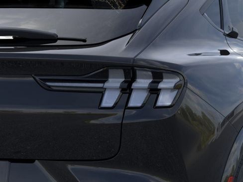 New 2026 Ford Mustang Mach-E Premium AWD/4WD image 21