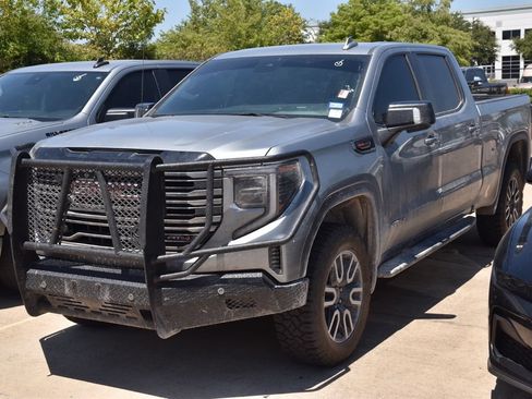 Used 2025 GMC Sierra 1500 AT4 w/ AT4 Premium Package AWD/4WD image 2
