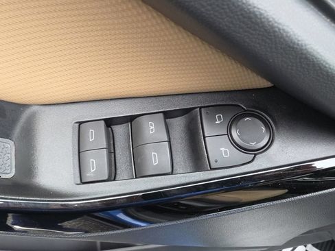 Certified 2025 Chevrolet Equinox ACTIV w/ Safety and Technology Package AWD/4WD image 20