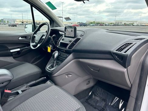 Used 2019 Ford Transit Connect XLT FWD image 10