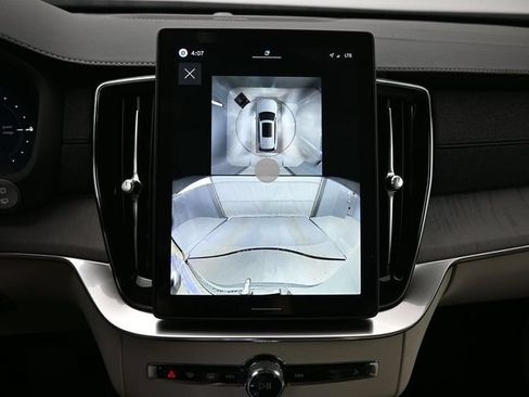 New 2026 Volvo XC90 T8 Ultra w/ Protection Package Premier AWD/4WD image 23