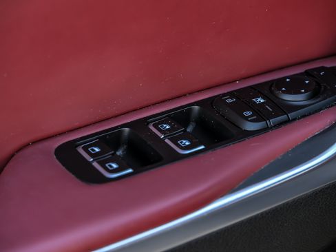 Used 2020 Kia Stinger GT1 AWD/4WD image 22