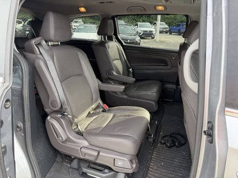 Used 2022 Honda Odyssey Touring image 12