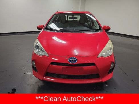 Used 2013 Toyota Prius C One image 2