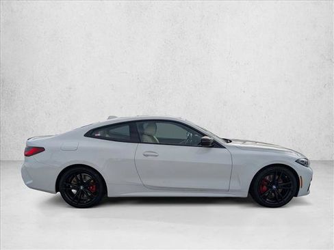 Used 2023 BMW 430i Coupe w/ M Sport Package image 4