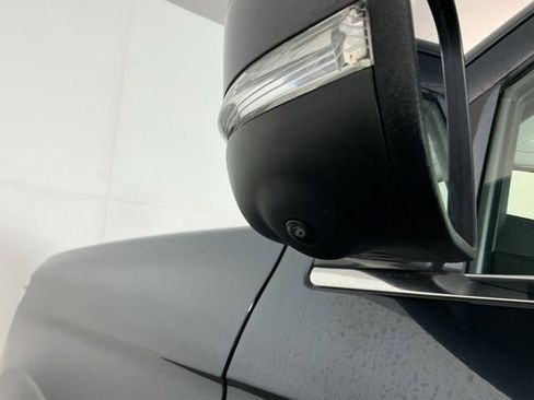 Used 2025 Ford Expedition Active AWD/4WD image 9