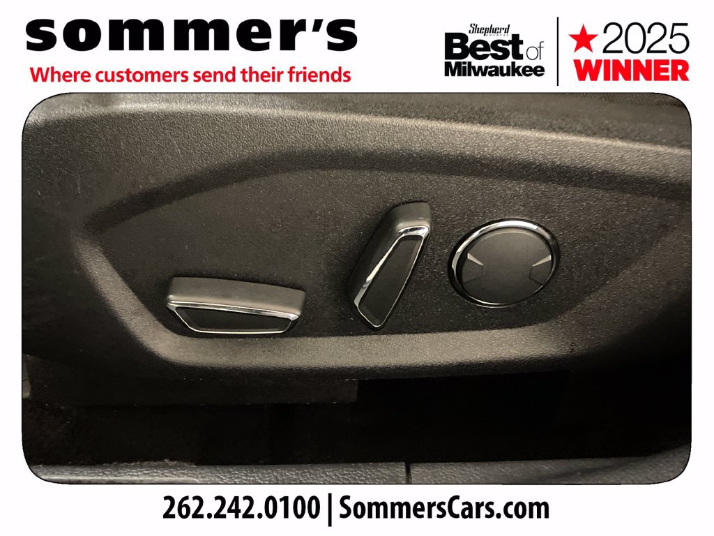 Used 2018 Ford Fusion SE FWD image 10